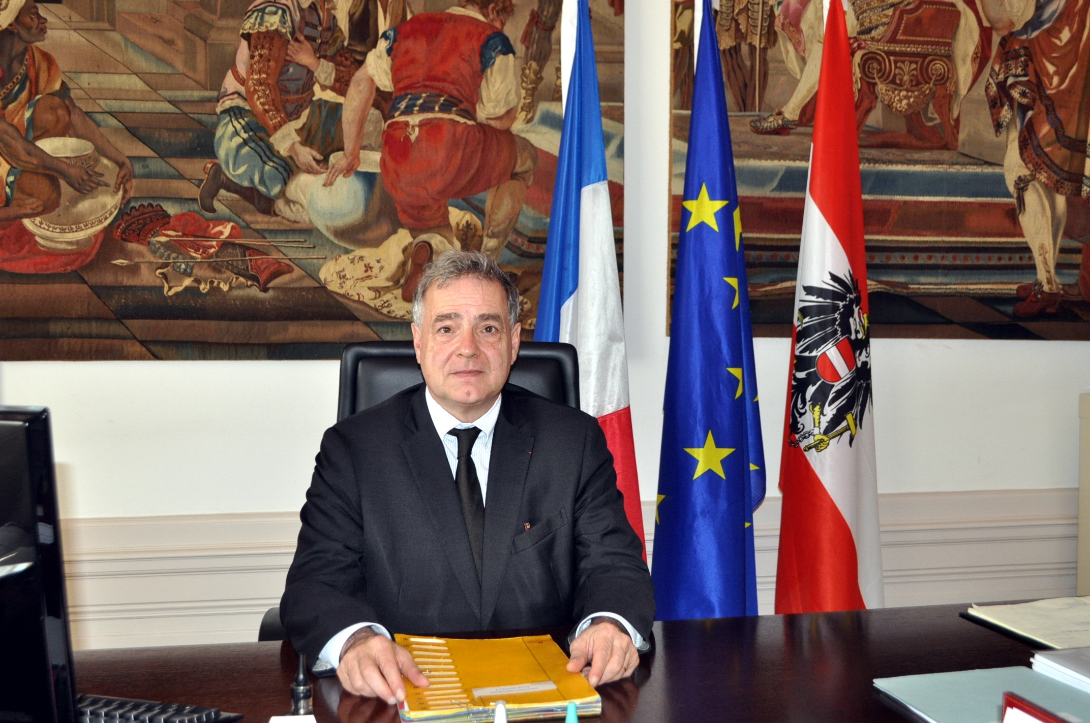 S.E. Francois SaintPaul, Botschafter der Republik Frankreich in