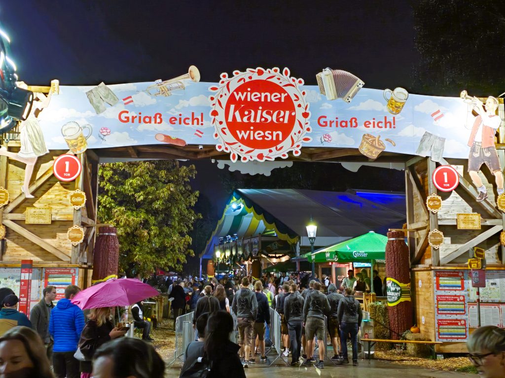 Oktoberfest am Prater: Österreichische Tradition hautnah erleben (VIDEO) (D&ENG)